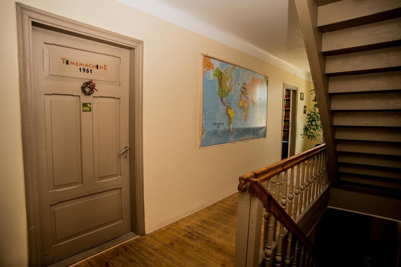 Timemachine Apartment Valmiera Bagian luar foto